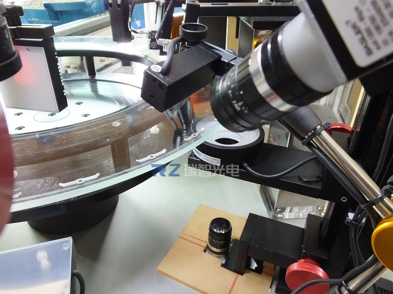 機(jī)器視覺檢測(cè)設(shè)備為什么大多使用CCD工業(yè)相機(jī)？